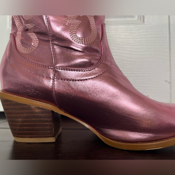 Pink Metallic Cowboy Boots - Picture 5 of 8